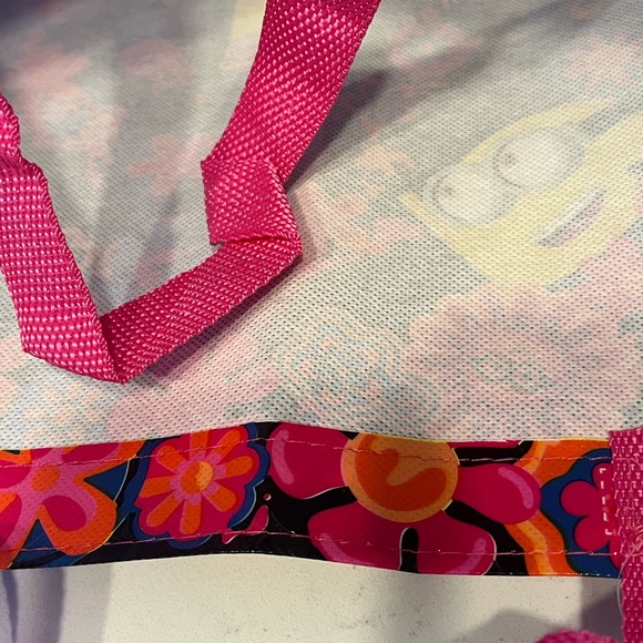 Minions Hawaiian Extra Large Collectable 20” inch Reusable Tote Shopping Bag NWT - Picture 4 of 4